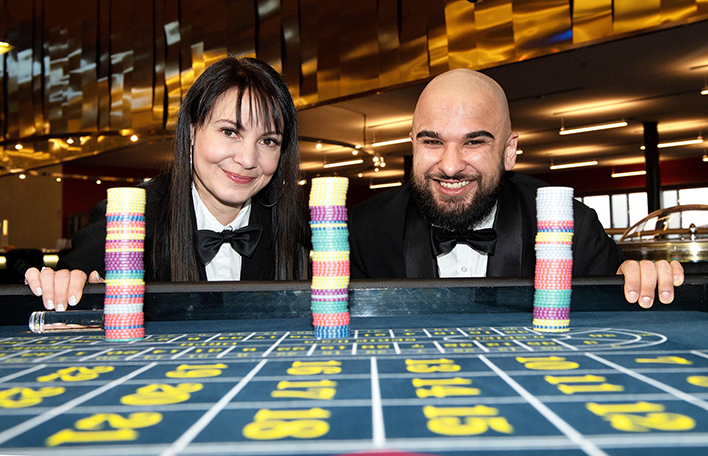 Bavarian Dealer Championship 2025: Teilnehmer aus Feuchtwangen Kateryna Rulova und Hidayet Elmas. Foto: SLSV