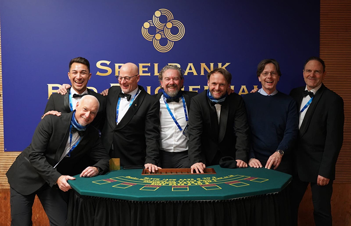 Croupiers der Spielbank Bad Reichenhall beim BMW IBU Weltcup Biathlon Ruhpolding. Foto: SLSV