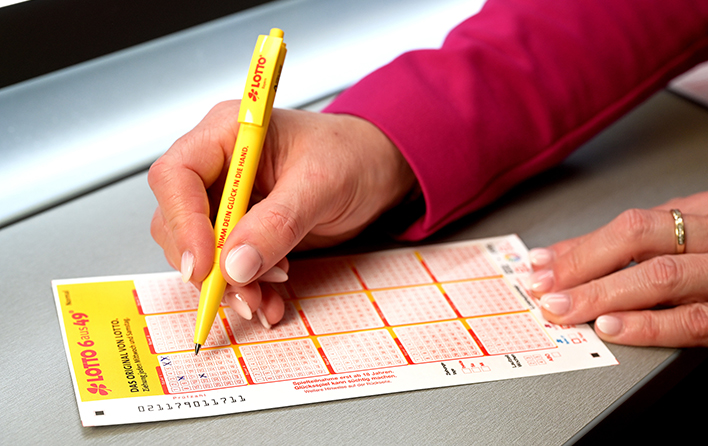 Vierthöchster LOTTO 6aus49-Einzelgewinn abgeholt